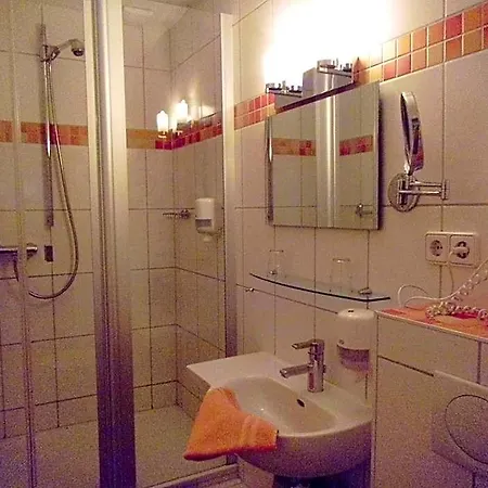 Steinhagen فندق Damnatz